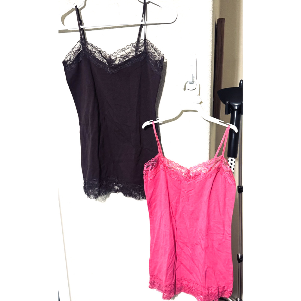 Y2K Lot of 2 Rosio Women’s Tank Tops Camis Lace Trim sz M brown & pink